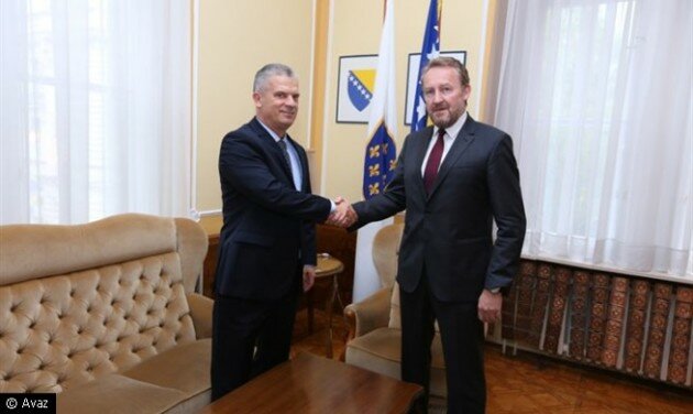radoncic-i-izetbegovic1-718x446
