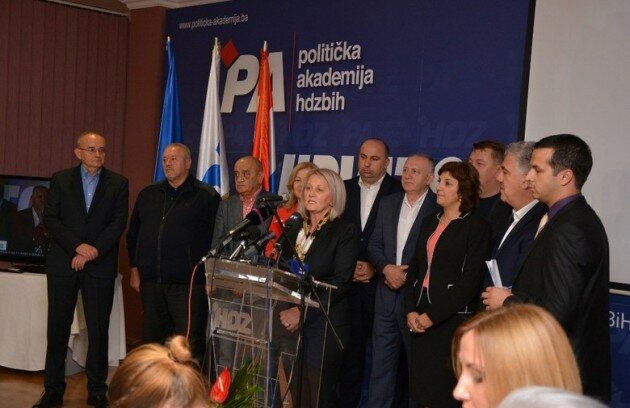 hdz-docek